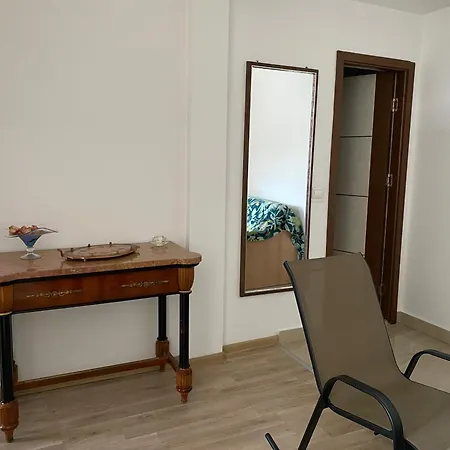 Quiet Flat Near Center Appartement *