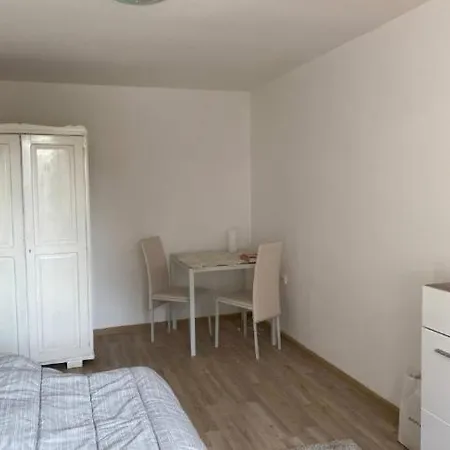 Quiet Flat Near Center